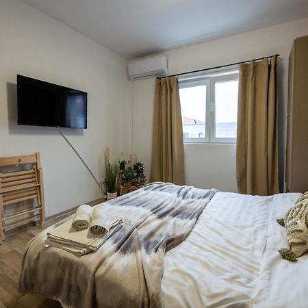 Cozy Studio Retreat - Quiet, Premium Stay Timişoara Buitenkant foto