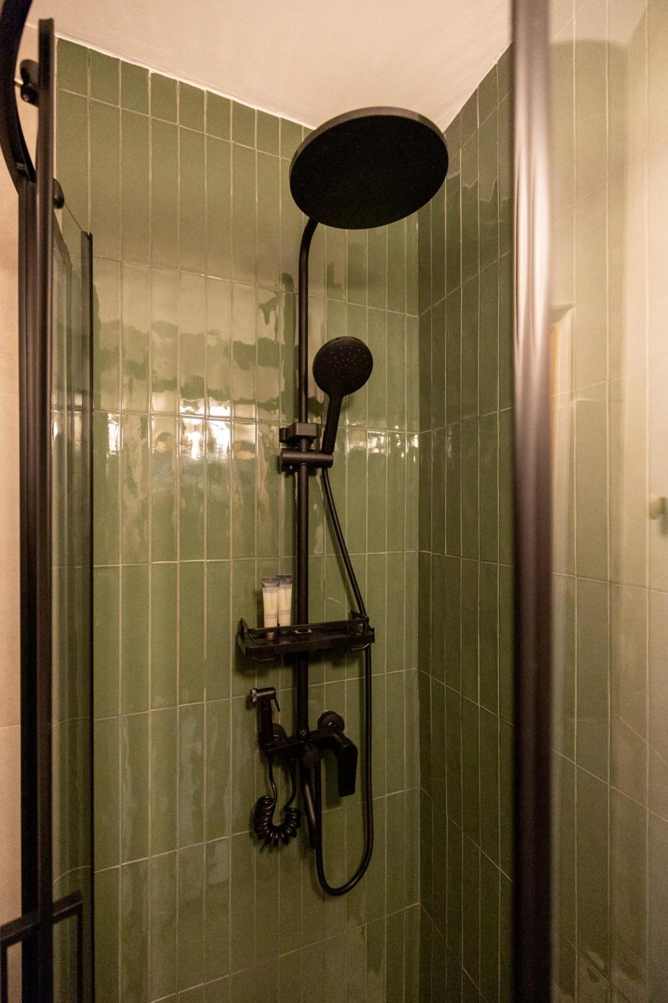 Cozy Studio Retreat - Quiet, Premium Stay Timişoara Buitenkant foto